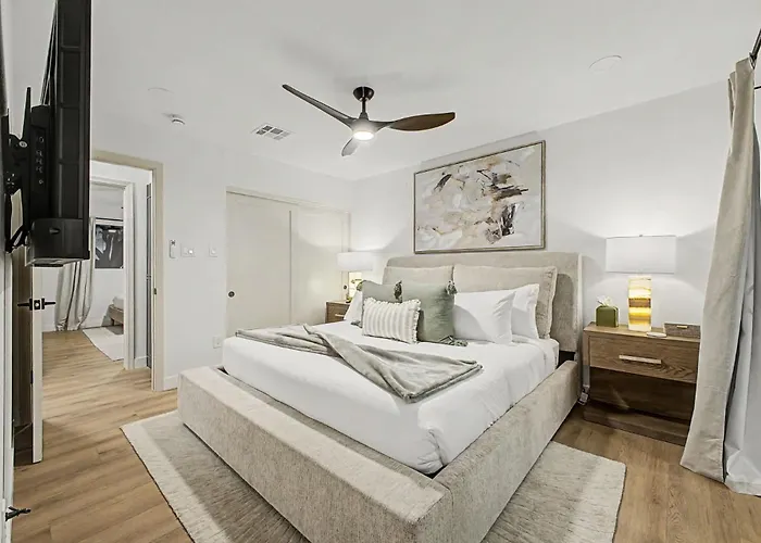 Dom wakacyjny New Ocotillo Luxe Retreat Old Town
